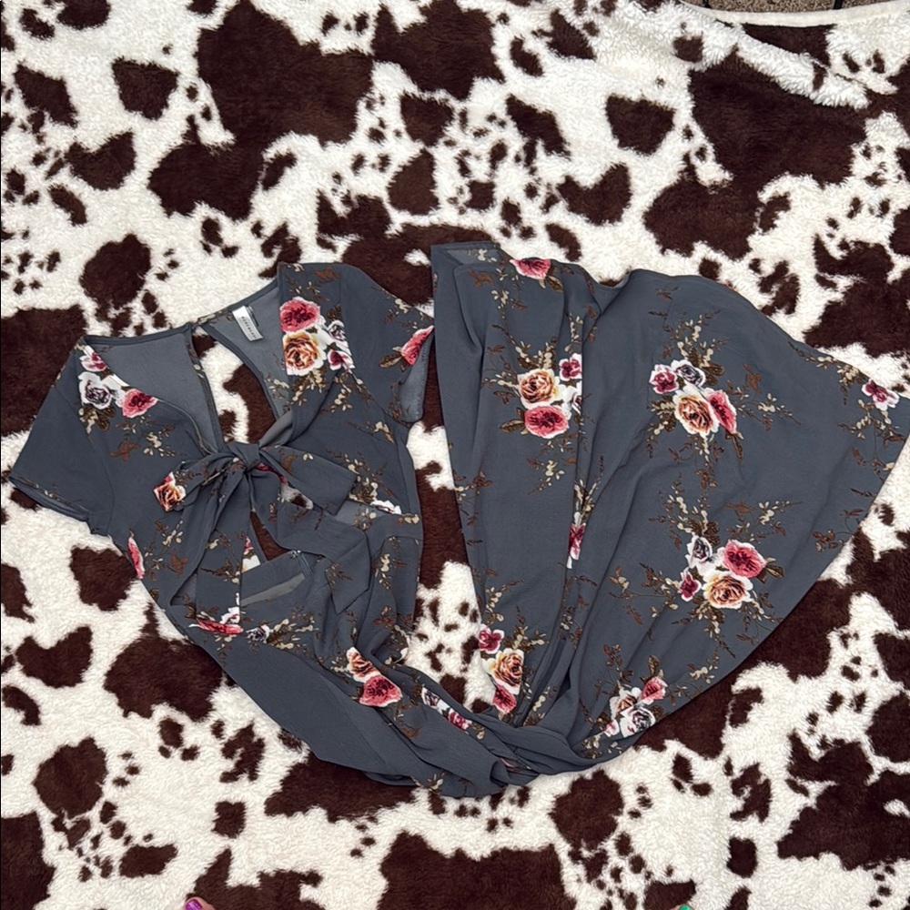 Floral Gray Women's Top